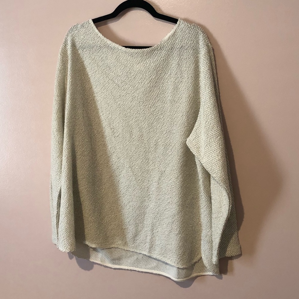 White gray plus size sweater